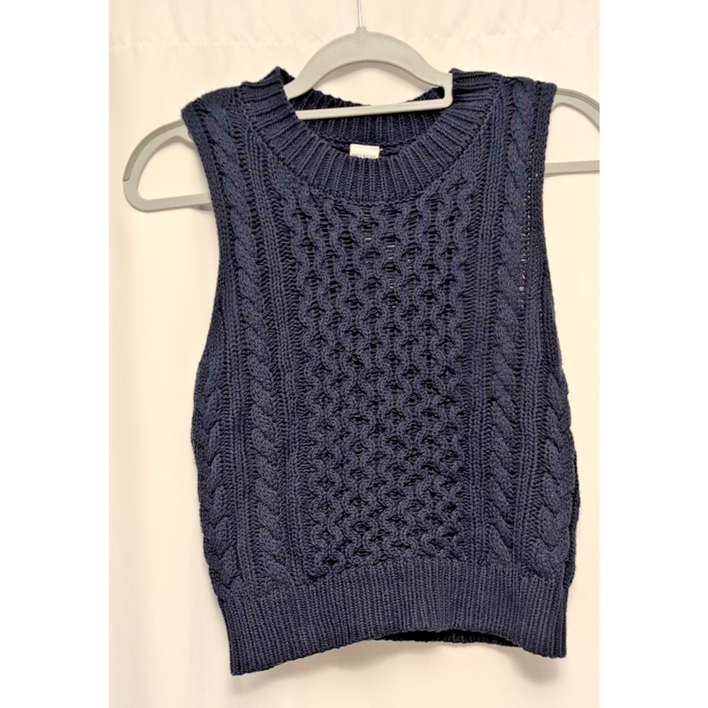 melrose and market NWT S blue sleeveless cableknit sweater